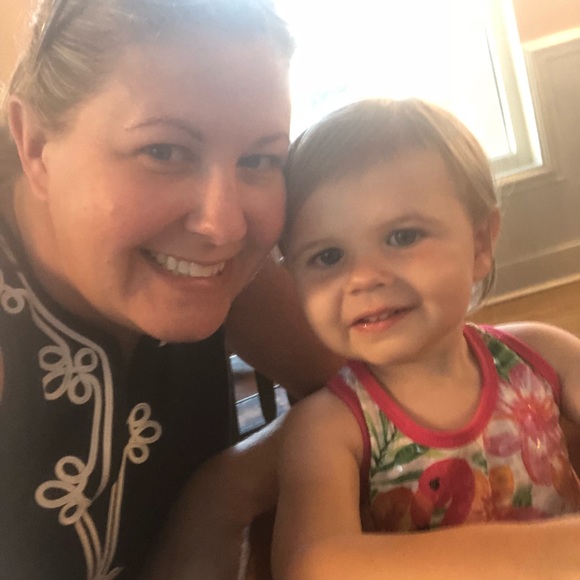 Meet your Posher, Stacey - Picture 3 of 7